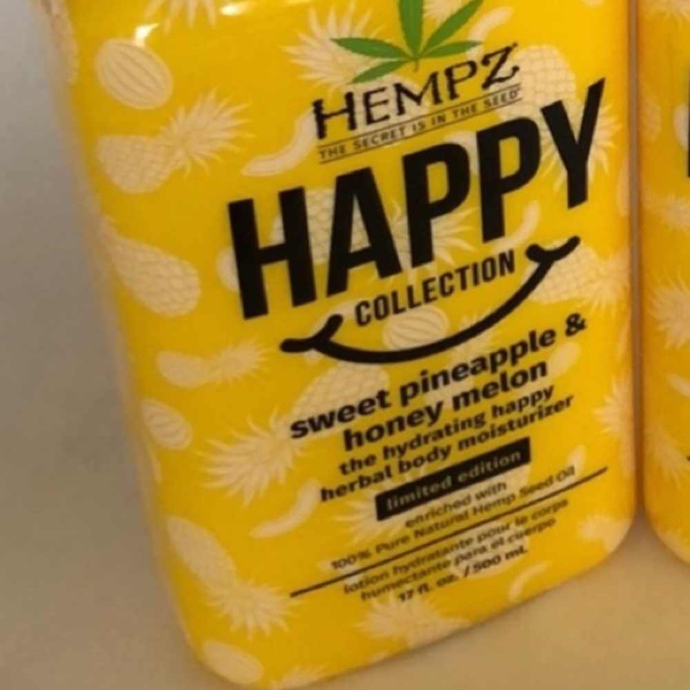 Hempz Happy Collection herbal body moisturizer, limited ed. 17 fl oz